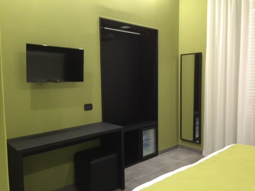Royal Art H Duomo - Centro, By Clapa Group Guest house Naples